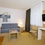 Hotel apartamentowy Sejours & Affaires Kleber