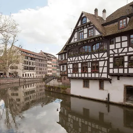 Apartmanhotel Sejours & Affaires Kleber 3*