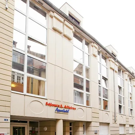 Sejours & Affaires Kleber 3*