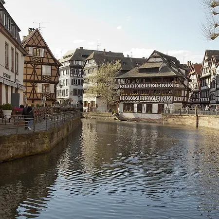 Sejours & Affaires Kleber 2* Estrasburgo