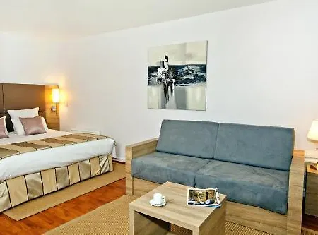 Lejlighedshotel Sejours & Affaires Kleber 3*
