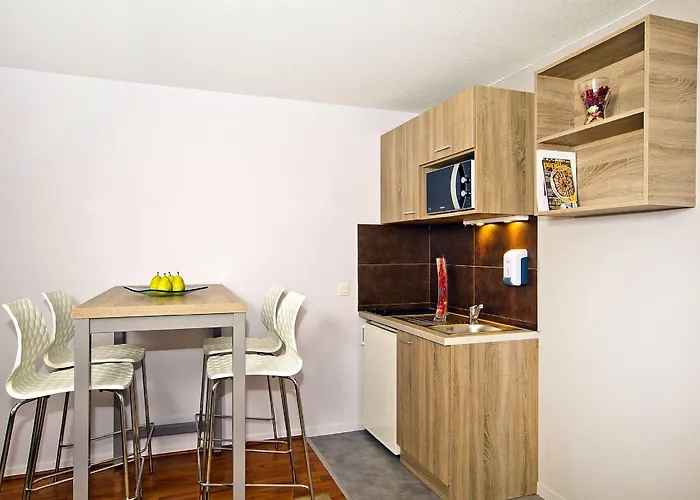 Apartmanhotel Sejours & Affaires Kleber 3*