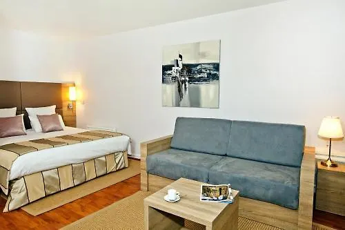 Apartmanhotel Sejours & Affaires Kleber 3*